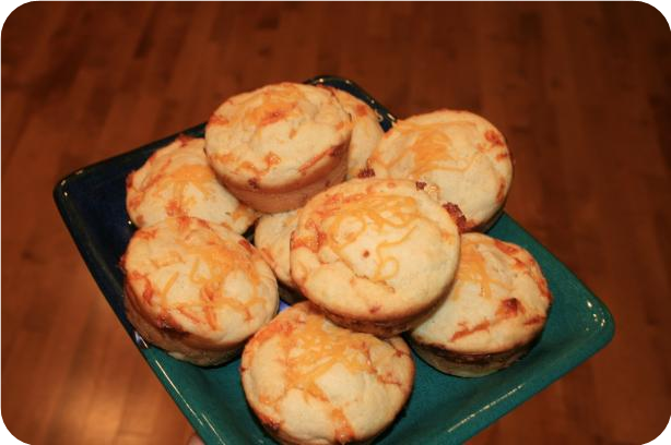 Apple Cheddar Muffins