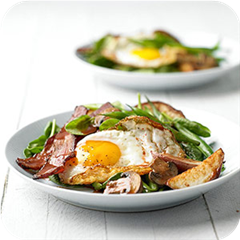 Fiizzled egg spinach salad 