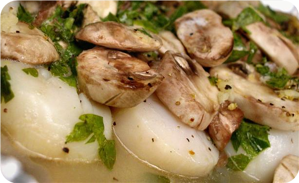 Grilled Scallops and Mushrooms in Foil Packets