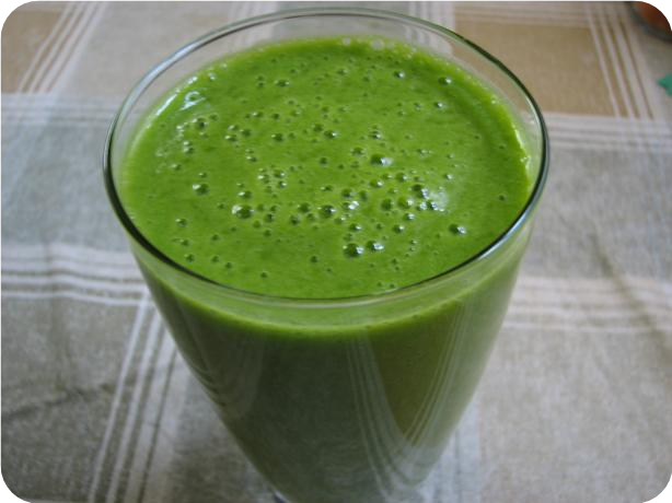 Lemony's Ugly but Awesome Spinach Smoothie