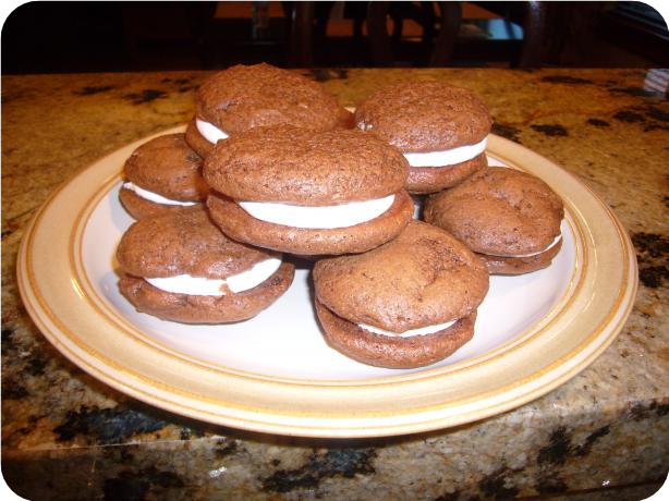Whoopie Pies With 7 Minute Frosting