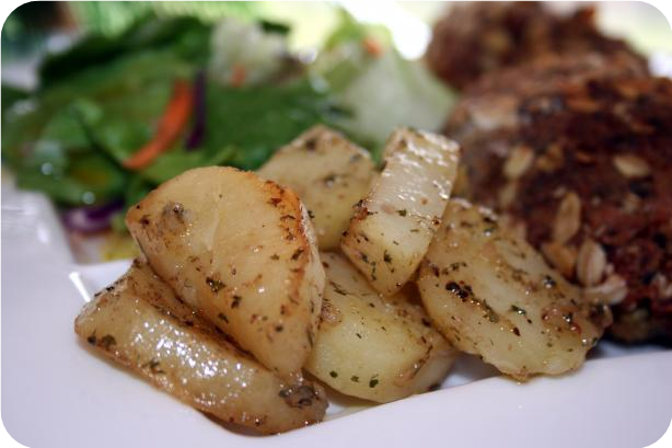 Robyn's Crock Pot Herb Roasted Potatoes