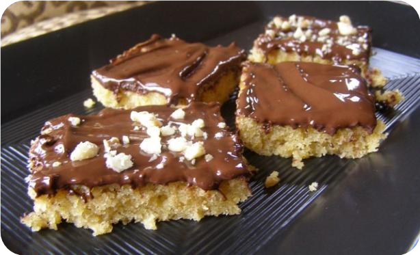 Quick, Easy Oatmeal Bars With Chocolate Topping