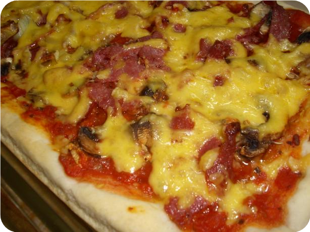 Restaurant Pizza Crust (Bread Machine)