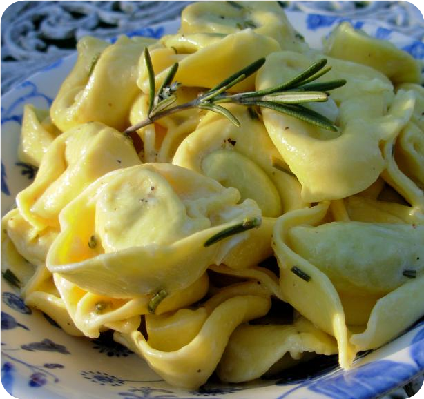 Garlic and Rosemary Pasta