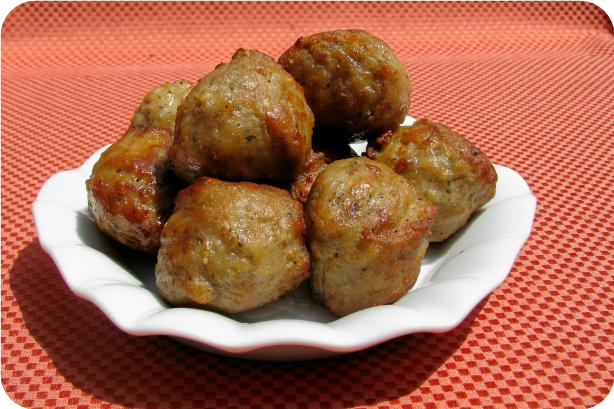 Spicy Spanish Albondigas (Meatballs)