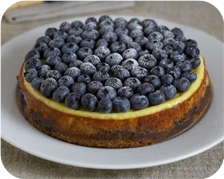  Baked cheesecake with blueberries
