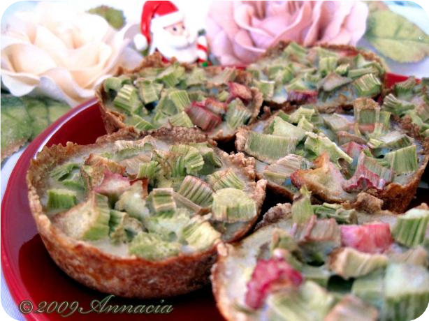 Cookie Crusted Rhubarb Bars
