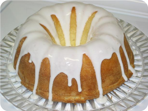 7-Up Bundt Cake